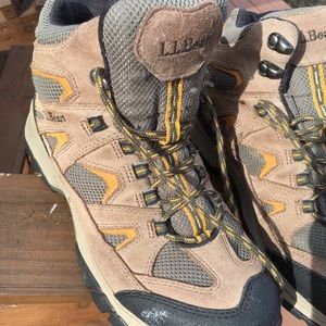 Women’s Hiking boots